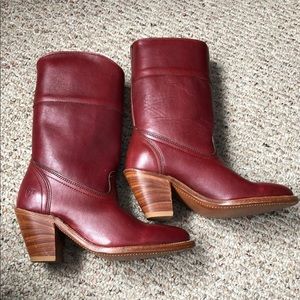 NEW Vintage Women’s FRYE boots size 5.5